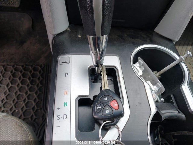 30091318 :رقم المزاد ، 4T1BF1FK1DU686212 vin ، 2013 Toyota Camry L/se/le/xle مزاد بيع