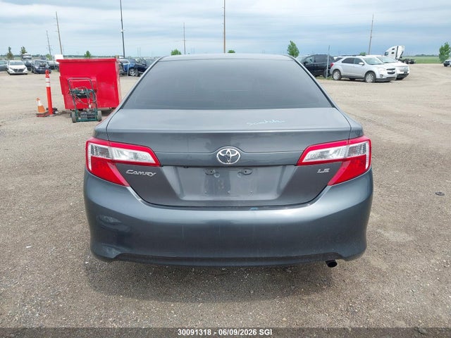 30091318 :رقم المزاد ، 4T1BF1FK1DU686212 vin ، 2013 Toyota Camry L/se/le/xle مزاد بيع