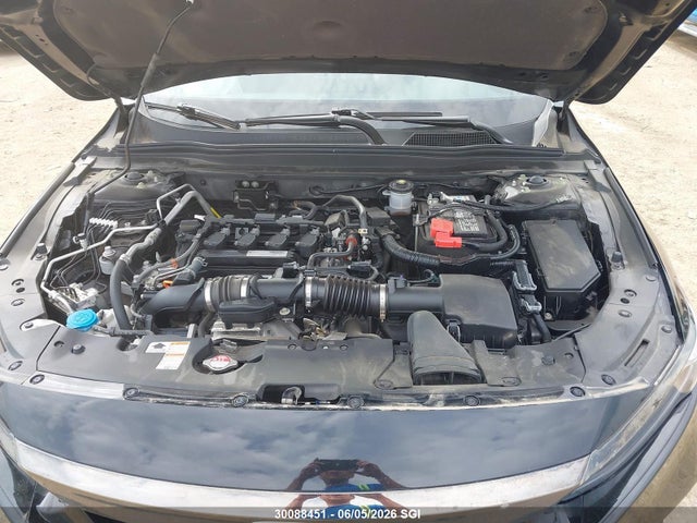 30088451 :رقم المزاد ، 1HGCV1E32JA809164 vin ، 2018 Honda Accord Sport مزاد بيع