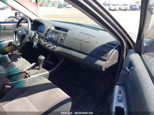 2002 Toyota Camry Le/xle/se მანქანა იყიდება აუქციონზე, vin: JTDBF32K920068940, აუქციონის ნომერი: 30091350