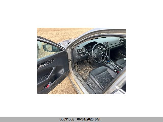 2013 Volkswagen Passat Se მანქანა იყიდება აუქციონზე, vin: 1VWBN7A32DC078406, აუქციონის ნომერი: 30091356