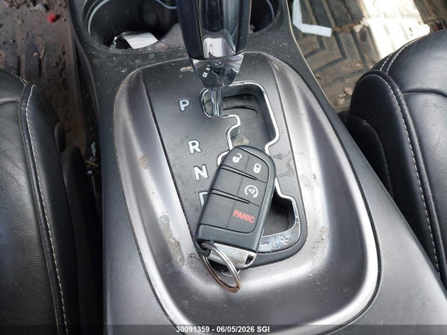 30091359 :رقم المزاد ، 3C4PDDGG9JT220402 vin ، 2018 Dodge Journey Crossroad مزاد بيع