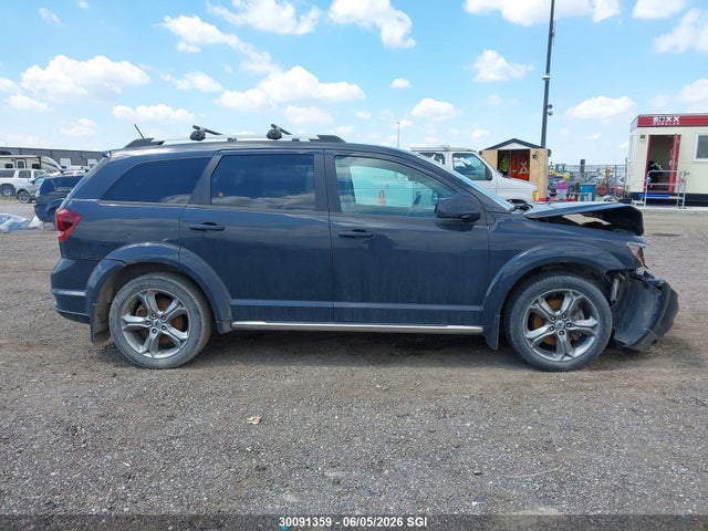 30091359 :رقم المزاد ، 3C4PDDGG9JT220402 vin ، 2018 Dodge Journey Crossroad مزاد بيع