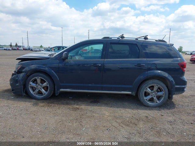 30091359 :رقم المزاد ، 3C4PDDGG9JT220402 vin ، 2018 Dodge Journey Crossroad مزاد بيع