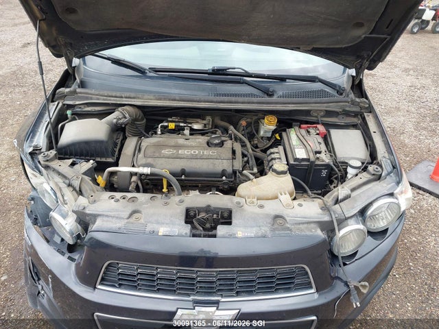 Chevrolet SONIC LT 2015 1G1JC5SH4F4142051 Image 10