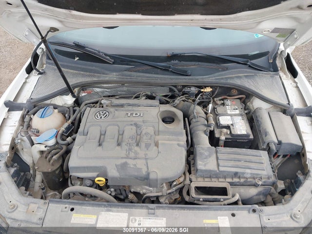 Volkswagen PASSAT SE 2015 1VWBV7A38FC022313 Image 10