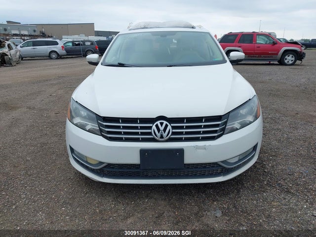 Volkswagen PASSAT SE 2015 1VWBV7A38FC022313 Image 13