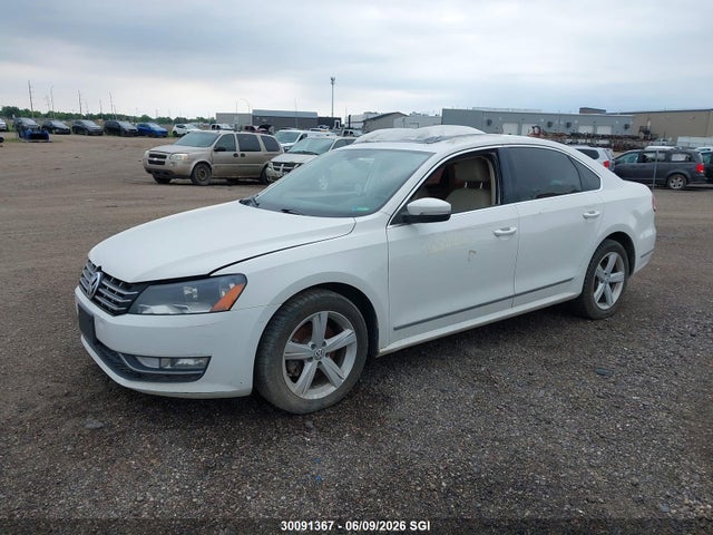 Volkswagen PASSAT SE 2015 1VWBV7A38FC022313 Image 2