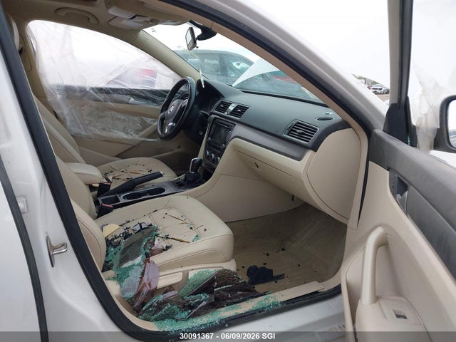 Volkswagen PASSAT SE 2015 1VWBV7A38FC022313 Image 5