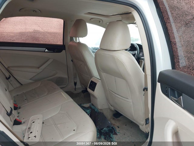 Volkswagen PASSAT SE 2015 1VWBV7A38FC022313 Image 8