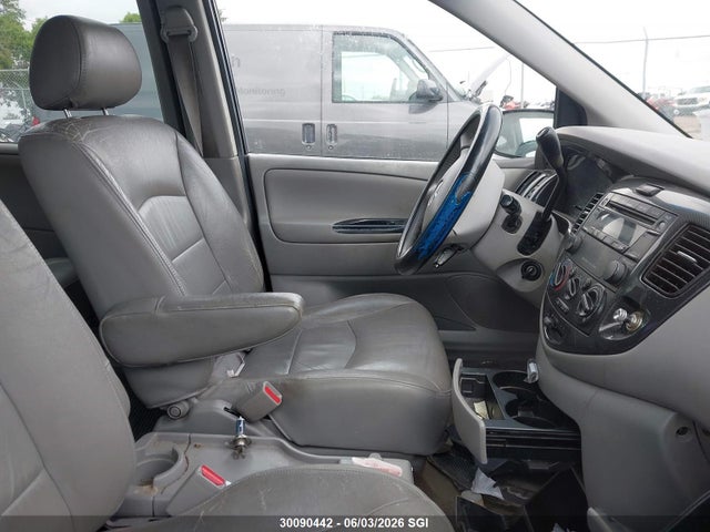 2003 Mazda Mpv Wagon მანქანა იყიდება აუქციონზე, vin: JM3LW28J330360752, აუქციონის ნომერი: 30090442
