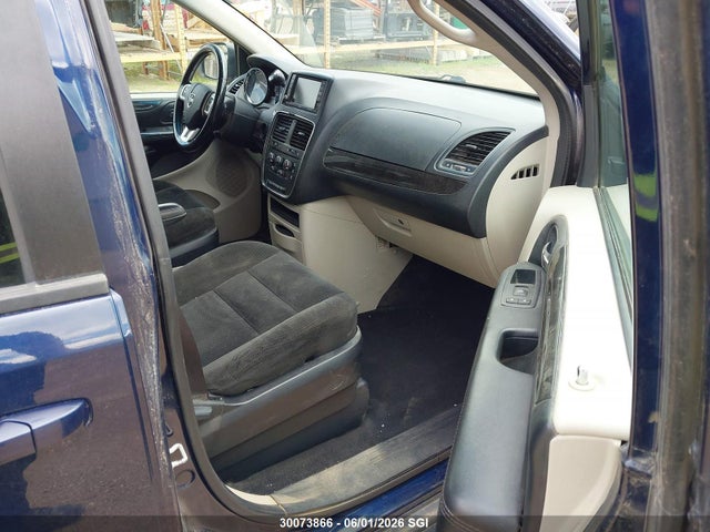 30073866 :رقم المزاد ، 2C4RDGBG4GR107115 vin ، 2016 Dodge Grand Caravan Se مزاد بيع