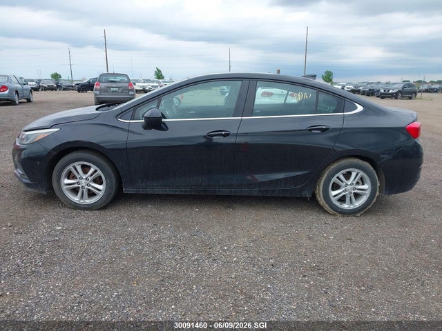 Продаж на аукціоні авто 2018 Chevrolet Cruze Lt, vin: 1G1BE5SM0J7138601, номер лоту: 30091460