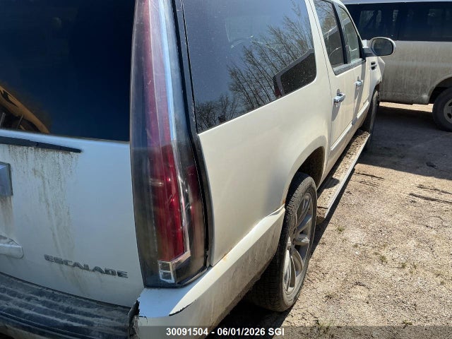 Продаж на аукціоні авто 2008 Cadillac Escalade Esv, vin: 1GYFK66808R258444, номер лоту: 30091504