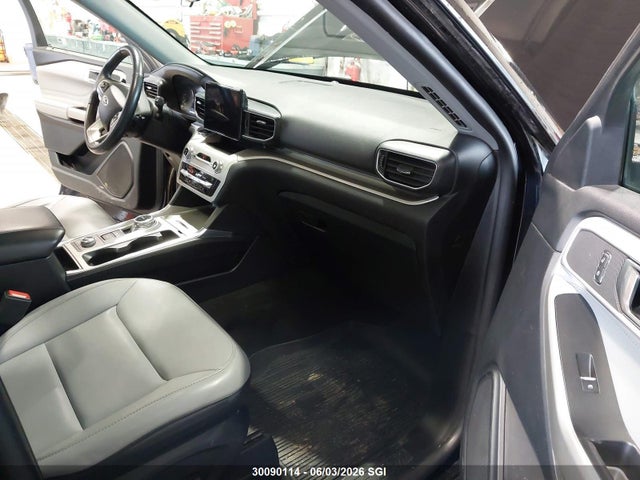 30090114 :رقم المزاد ، 1FMSK8DH3MGB65275 vin ، 2021 Ford Explorer Xlt مزاد بيع