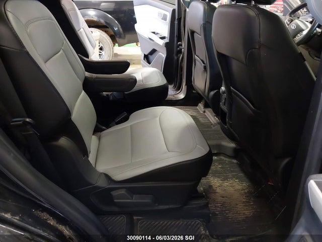 30090114 :رقم المزاد ، 1FMSK8DH3MGB65275 vin ، 2021 Ford Explorer Xlt مزاد بيع