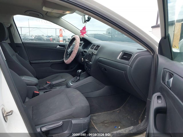 Продажа на аукционе авто 2014 Volkswagen Jetta 2.0l Trendline+, vin: 3VW2K7AJ4EM309345, номер лота: 30091590