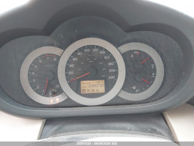 Auction sale of the 2006 Toyota Rav4 Limited, vin: JTMBD31V766002536, lot number: 30091030