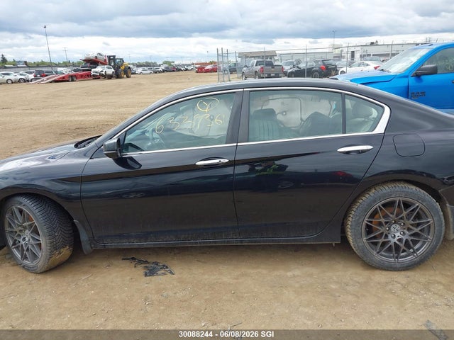 2015 Honda Accord Touring მანქანა იყიდება აუქციონზე, vin: 1HGCR2F95FA803606, აუქციონის ნომერი: 30088244