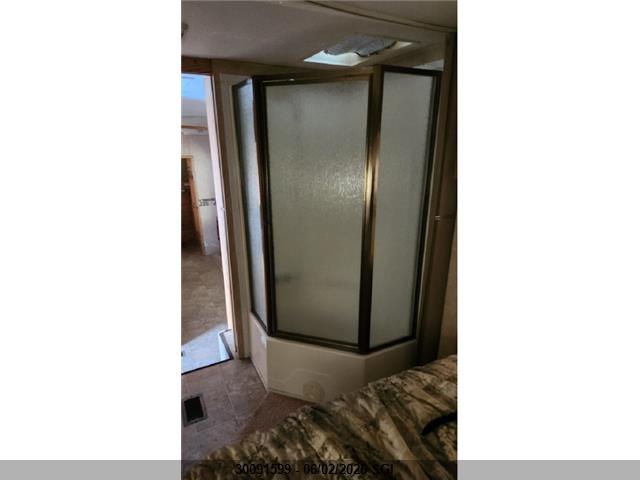 2006 Forest River Inc. Cedar Creek Silverback მანქანა იყიდება აუქციონზე, vin: 4X4FCRJ246P196251, აუქციონის ნომერი: 30091599