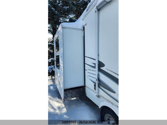 2006 Forest River Inc. Cedar Creek Silverback მანქანა იყიდება აუქციონზე, vin: 4X4FCRJ246P196251, აუქციონის ნომერი: 30091599