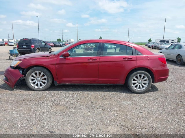2014 Chrysler 200 Touring მანქანა იყიდება აუქციონზე, vin: 1C3CCBBB9EN100644, აუქციონის ნომერი: 30091603