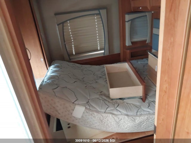 Продажа на аукционе авто 2011 Ford Econoline E450 Super Duty Cutwy Van, vin: 1FDXE4FS7BDA33066, номер лота: 30091610