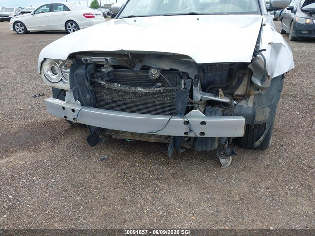 2005 Chrysler 300c მანქანა იყიდება აუქციონზე, vin: 2C3AA63H05H115842, აუქციონის ნომერი: 30091657