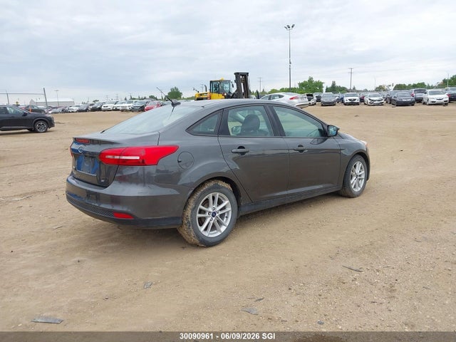 Ford FOCUS SE 2017 1FADP3F25HL326156 Image 4