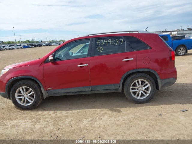 Продажа на аукционе авто 2015 Kia Sorento Lx, vin: 5XYKTCA6XFG630258, номер лота: 30091485