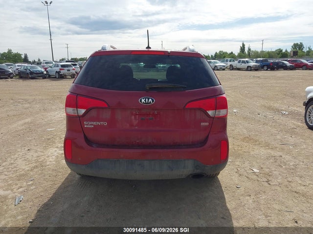 Продажа на аукционе авто 2015 Kia Sorento Lx, vin: 5XYKTCA6XFG630258, номер лота: 30091485