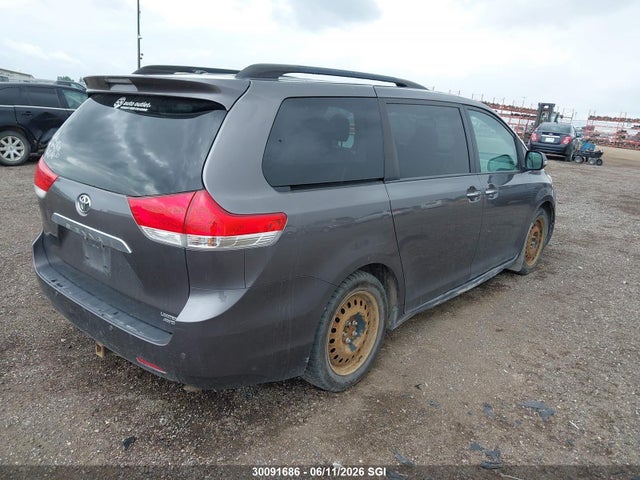 Aukcja sprzedaży 2013 Toyota Sienna Xle/limited, vin: 5TDDK3DC2DS056669, numer aukcji: 30091686