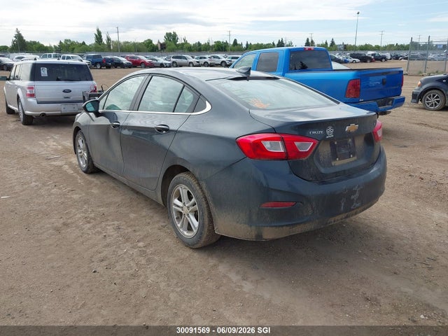 2018 Chevrolet Cruze Lt მანქანა იყიდება აუქციონზე, vin: 1G1BE5SM0J7157942, აუქციონის ნომერი: 30091569