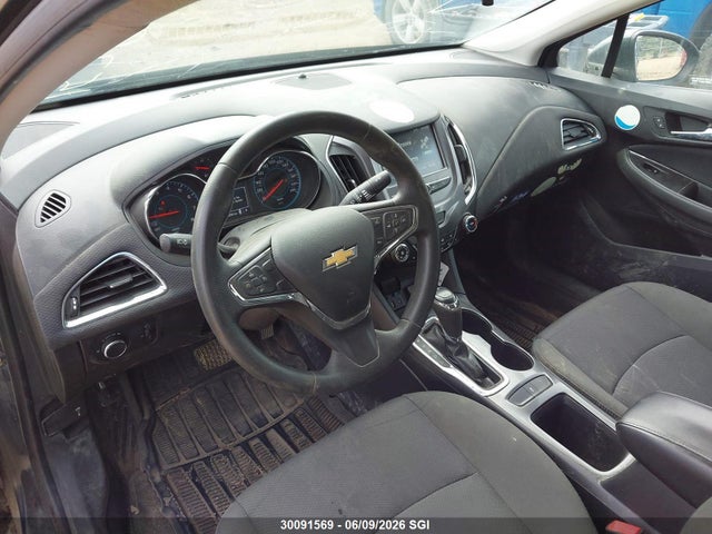 2018 Chevrolet Cruze Lt მანქანა იყიდება აუქციონზე, vin: 1G1BE5SM0J7157942, აუქციონის ნომერი: 30091569