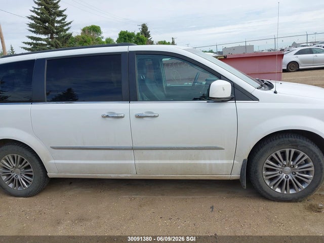 Продажа на аукционе авто 2016 Chrysler Town & Country Touring L, vin: 2C4RC1CG6GR263770, номер лота: 30091380