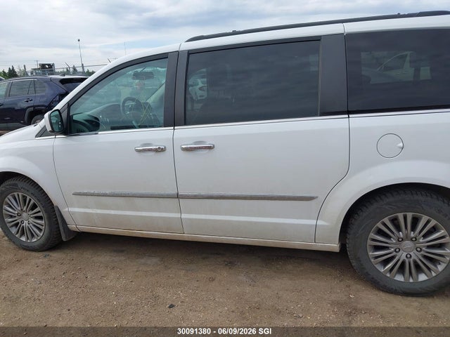 Продажа на аукционе авто 2016 Chrysler Town & Country Touring L, vin: 2C4RC1CG6GR263770, номер лота: 30091380