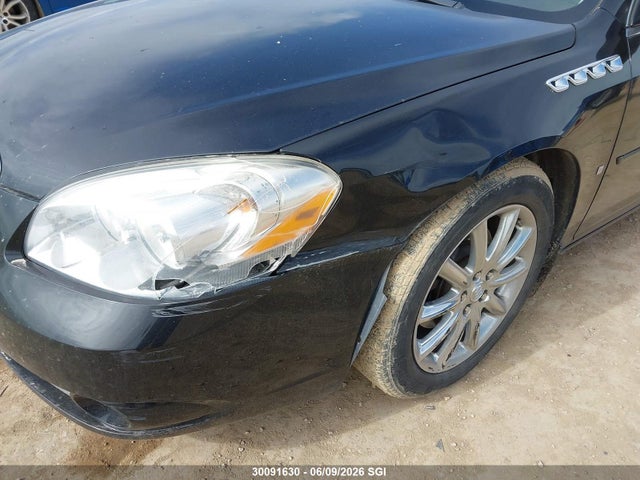 30091630 :رقم المزاد ، 1G4HE57Y78U138521 vin ، 2008 Buick Lucerne Cxs مزاد بيع