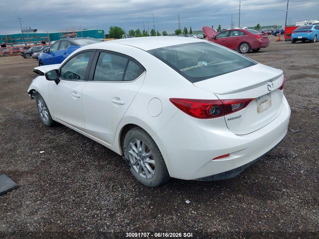 3MZBN1T77JM253109 Mazda 3 SE