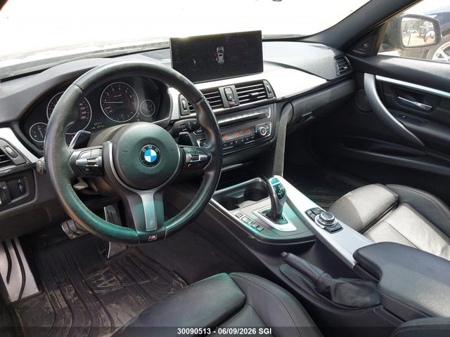 2013 Bmw 3 Series მანქანა იყიდება აუქციონზე, vin: WBA3B9C51DF587974, აუქციონის ნომერი: 30090513