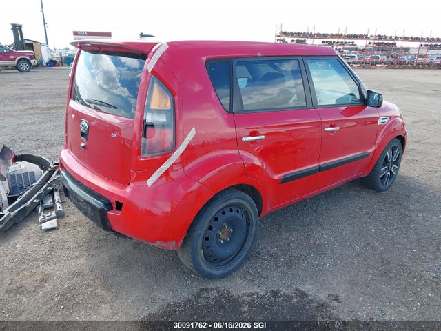 30091762 :رقم المزاد ، KNDJT2A26B7200074 vin ، 2011 Kia Soul +/!/sport مزاد بيع
