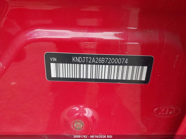 30091762 :رقم المزاد ، KNDJT2A26B7200074 vin ، 2011 Kia Soul +/!/sport مزاد بيع