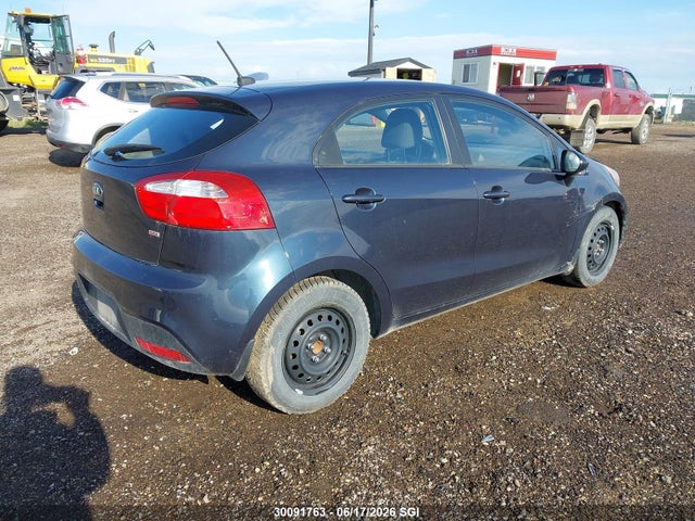 30091763 :رقم المزاد ، KNADM5A31F6991059 vin ، 2015 Kia Rio Lx مزاد بيع