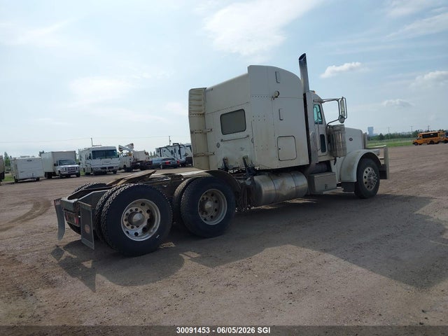 30091453 :رقم المزاد ، 1XPWD49X9AD106445 vin ، 2010 Peterbilt 388 مزاد بيع