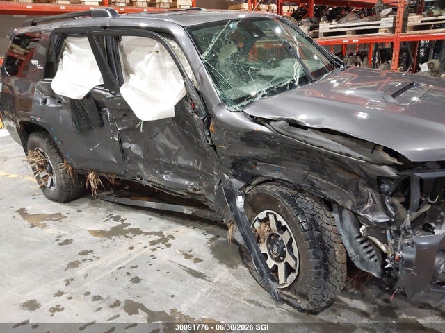 30091776 :رقم المزاد ، JTERU5JR3N6009720 vin ، 2022 Toyota 4runner مزاد بيع