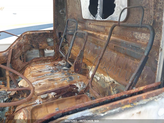 Aukcja sprzedaży 2003 Gmc W4500 W45042, vin: J8DC4B14937009109, numer aukcji: 30075203