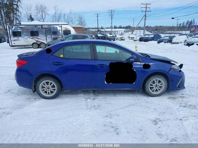 2T1BURHE7JC018536 Toyota COROLLA LE