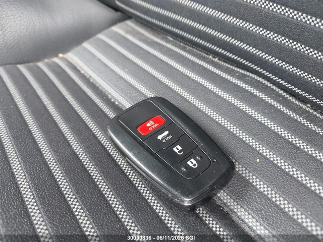 Продажа на аукционе авто 2020 Toyota Camry Hybrid Se, vin: 4T1B21HK4LU523173, номер лота: 30090836