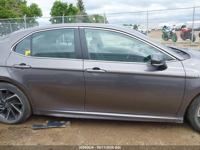 Продажа на аукционе авто 2020 Toyota Camry Hybrid Se, vin: 4T1B21HK4LU523173, номер лота: 30090836