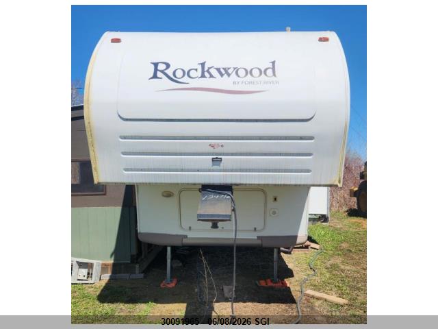 30091965 :رقم المزاد ، 4X4FRLD246D809378 vin ، 2006 Forest River Inc. Rockwood Trailer 30ft مزاد بيع