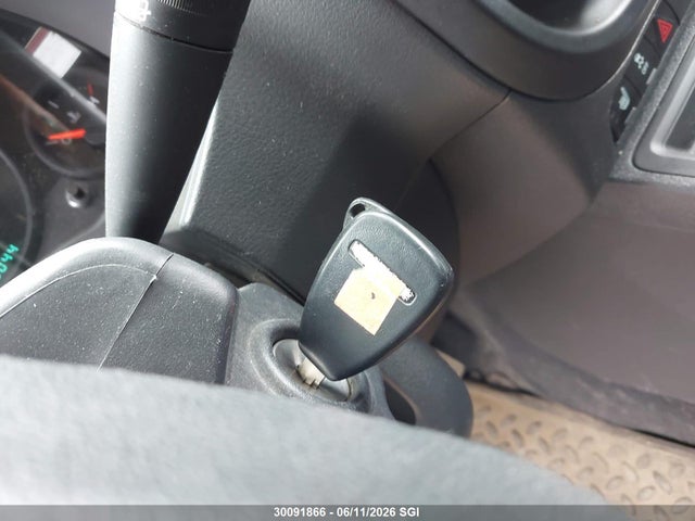 30091866 :رقم المزاد ، 1J4NF4FB0AD520823 vin ، 2010 Jeep Compass Sport مزاد بيع